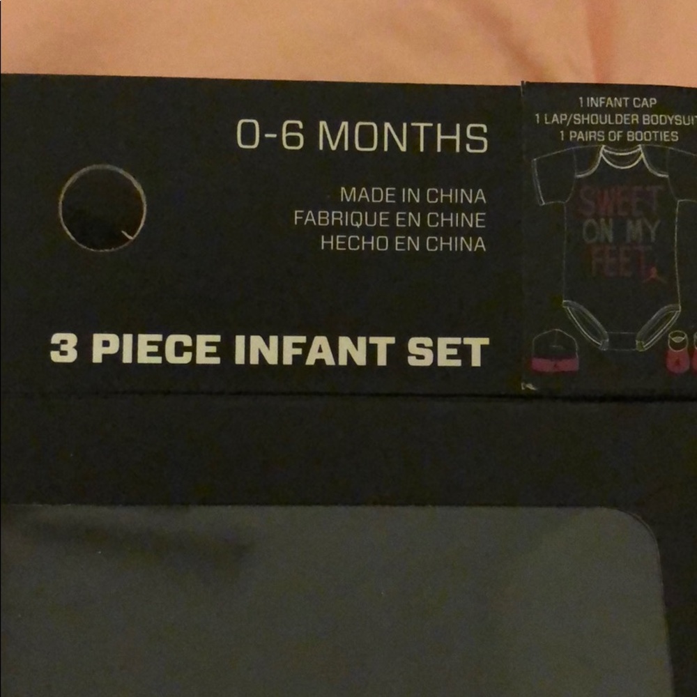 Too small for my daughter - Picture 2 of 3